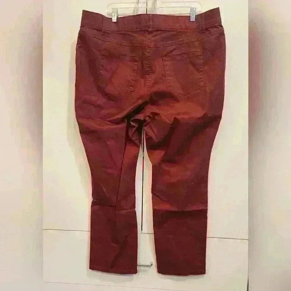 New Woman Within Plus Size 5-Pocket Style Red Avila Jeans 24W Skinny - Picture 2 of 9